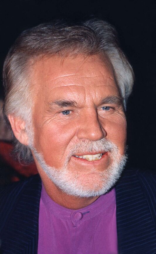 Kenny Rogers gaurko egunez hil zen, duela bost urte.