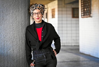 Jule Goikoetxea, elkarrizketarako egindako argazki saioan.