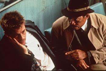 Brad Pitt eta Morgan Freeman, 'Seven' pelikulan.