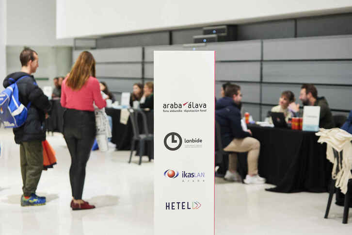 Arabako Enplegu Azoka, irudian.