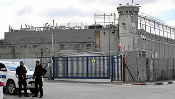 Israelgo Ofer kartzela militarra, Jerusalemetik gertu.