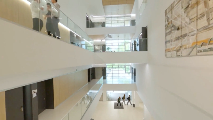 EHUko Elbira Zipitria Zentroa.