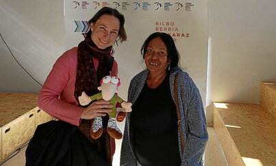 Lauren Cambell eta Sylvia Tkac, Euskal Herrira egindako bisitan.