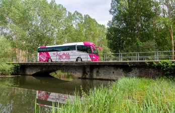 Alavabusek eskaintzen dituen hobariak mantenduko dituzte.