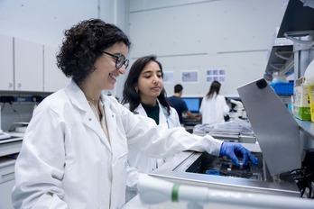 Udan praktikak egiteko programa abiarazi du CIC nanoGUNEk.